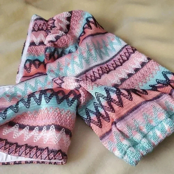 F21 top and short set b16 - Picture 10 of 12